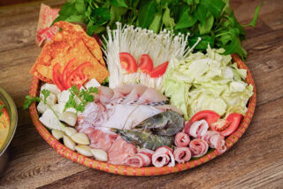 cong-thuc-nau-lau-hai-san-1